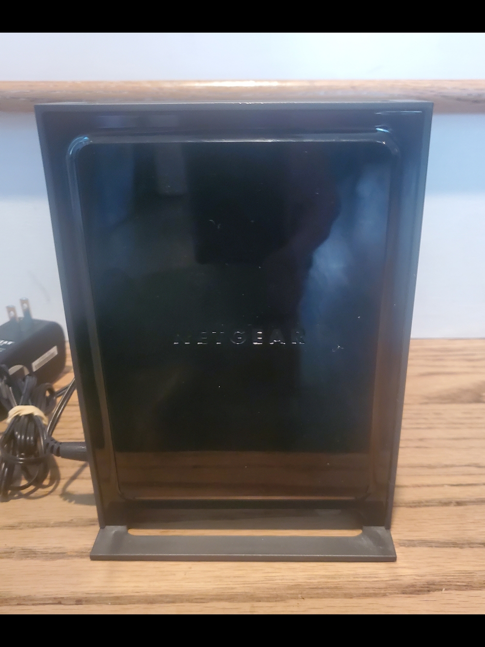 Netgear - Wireless Router - Model# N300 WNR2000 v2 - Picture 2 of 6